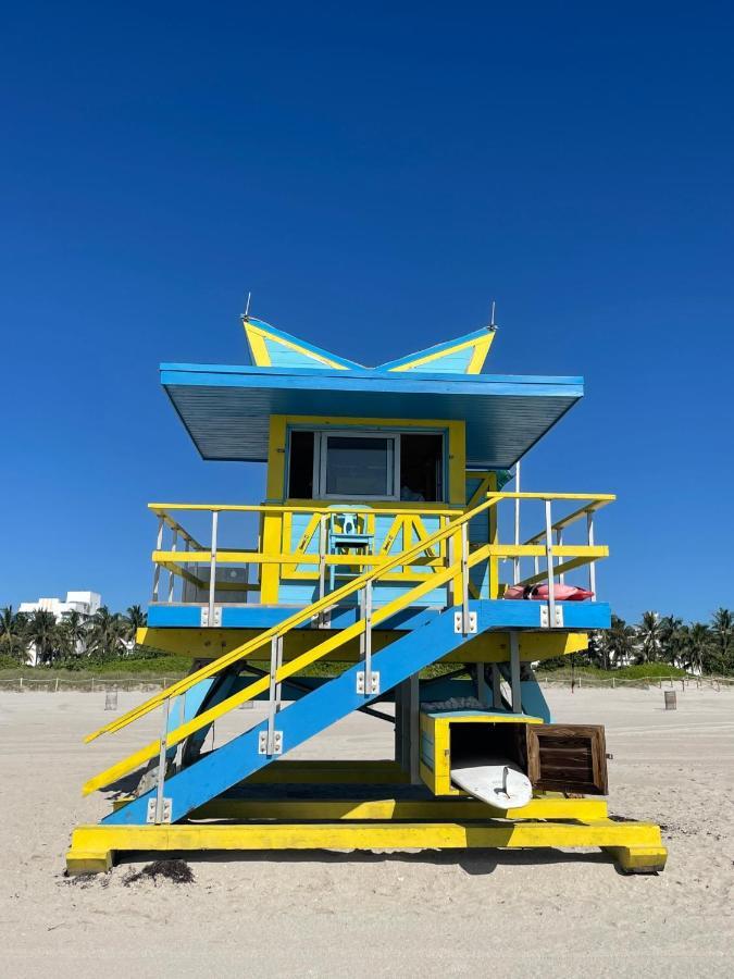 Beachfront Apt In Carlyle Hotel On Ocean Drive マイアミビーチ エクステリア 写真